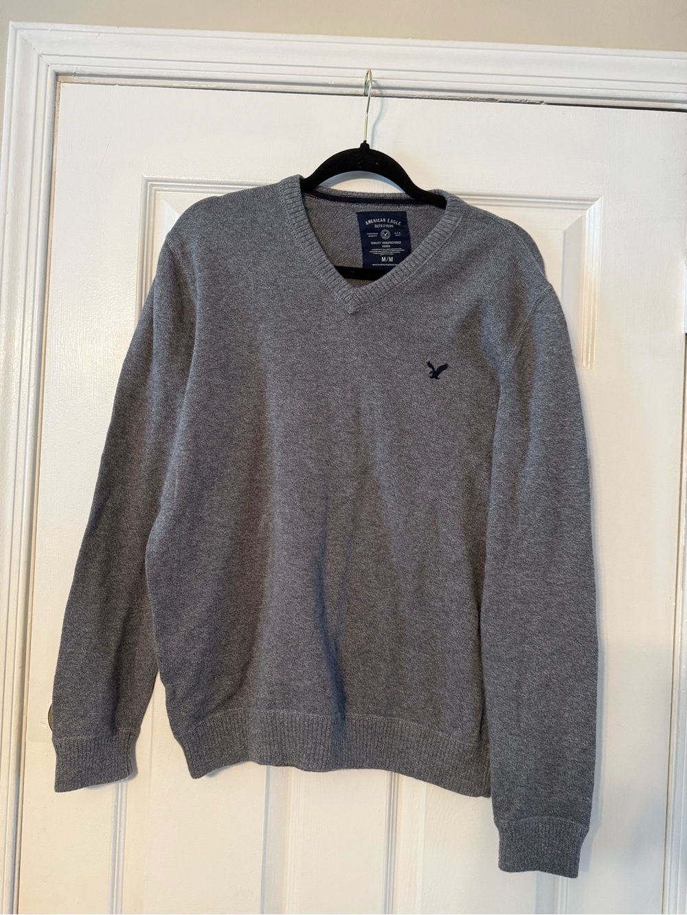 American Eagle Outfitters Heather Gray V-Neck Sweater - Men's